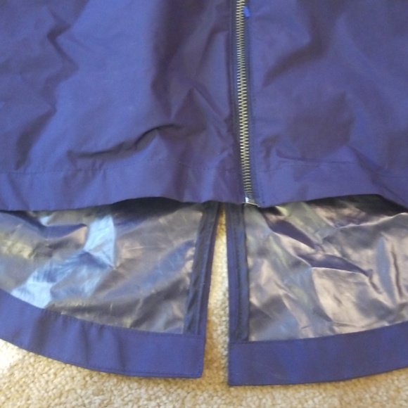 Ladies Navy Blue Zelos Raincoat Size Small - Picture 3 of 6